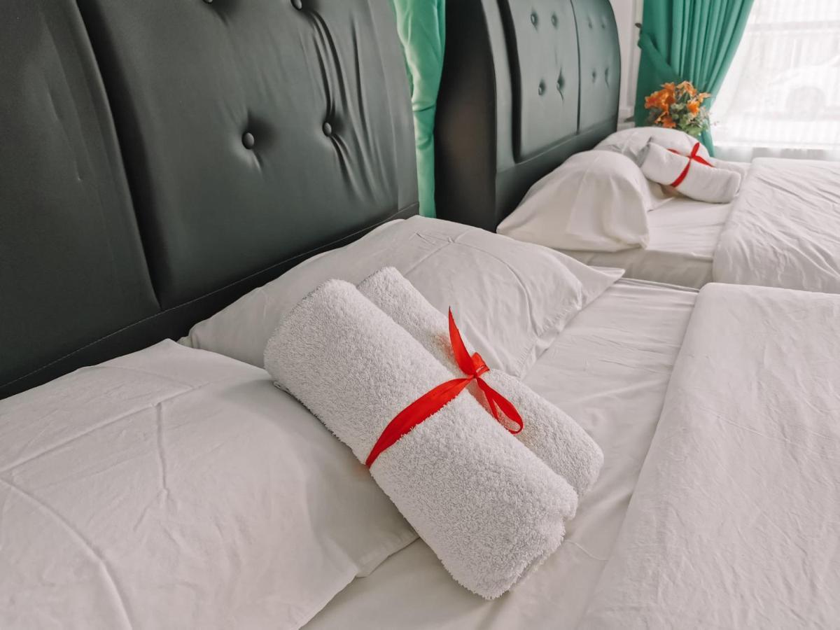 Inap Idaman 5 With 2 Queen Bed In Kubang Kerian 코타바하루 외부 사진